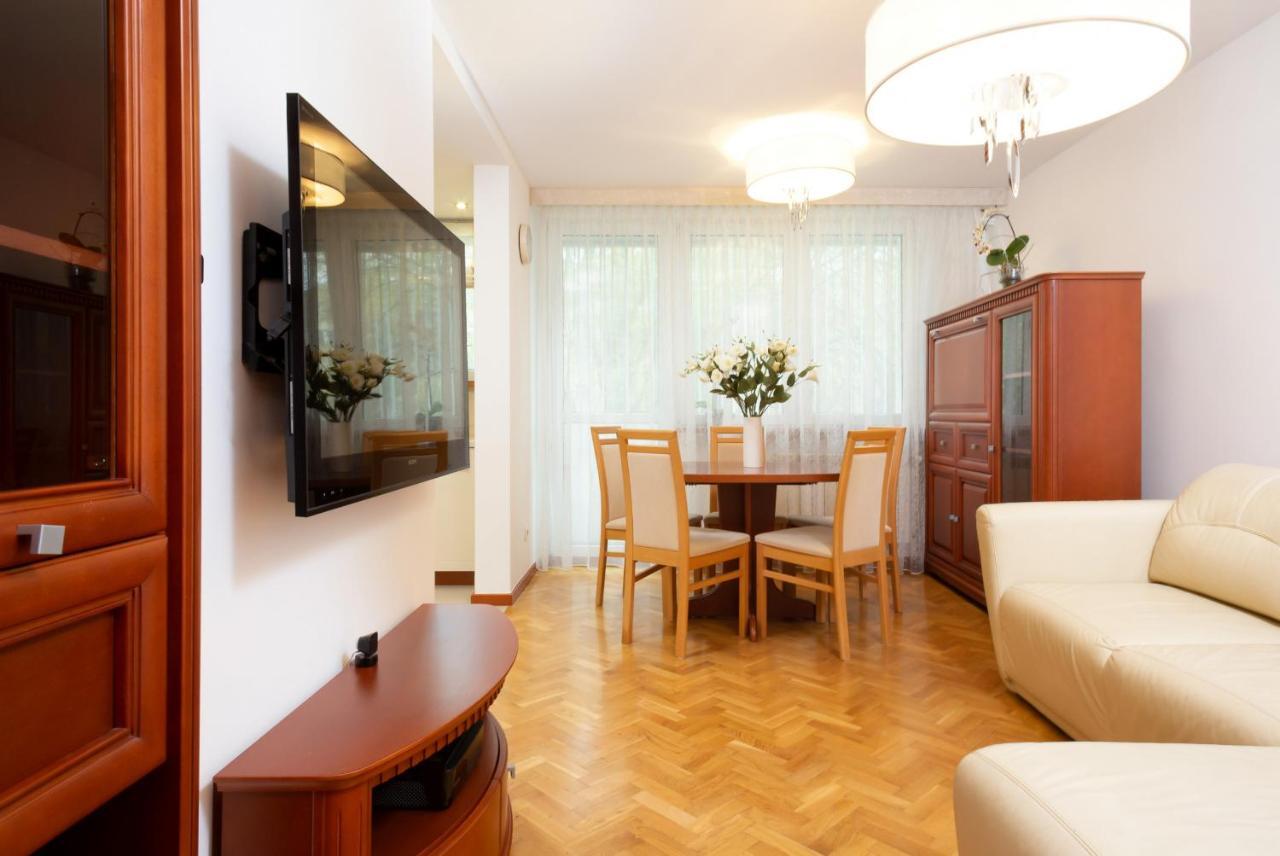 Two-Bedroom Family Apartment Esperanto Next To Klif By Noclegi Renters Warszawa Eksteriør bilde